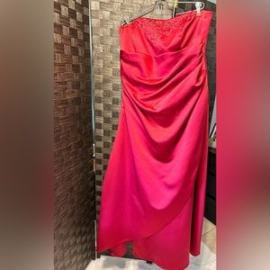 Red DAVIDS BRIDAL Strapless Gown size 18